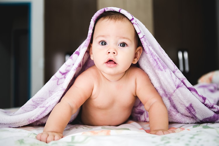 2 mois et demi : bébé gracieux - Le blog des nénettes